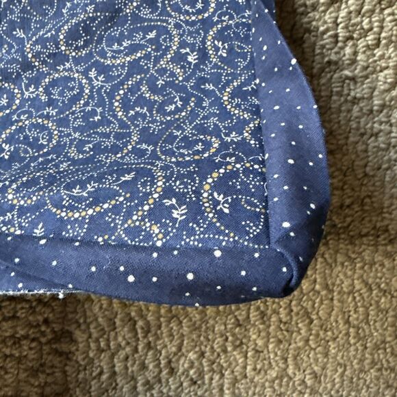 Baby Quilt Handmade Americana Folk Art Blue 33x43 Embroidered Cotton Lap Blanket - Picture 8 of 12